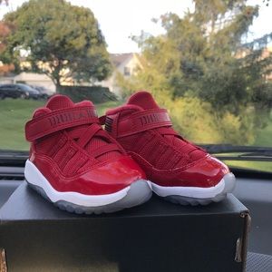 Brand new Jordan 11’s red size 5c